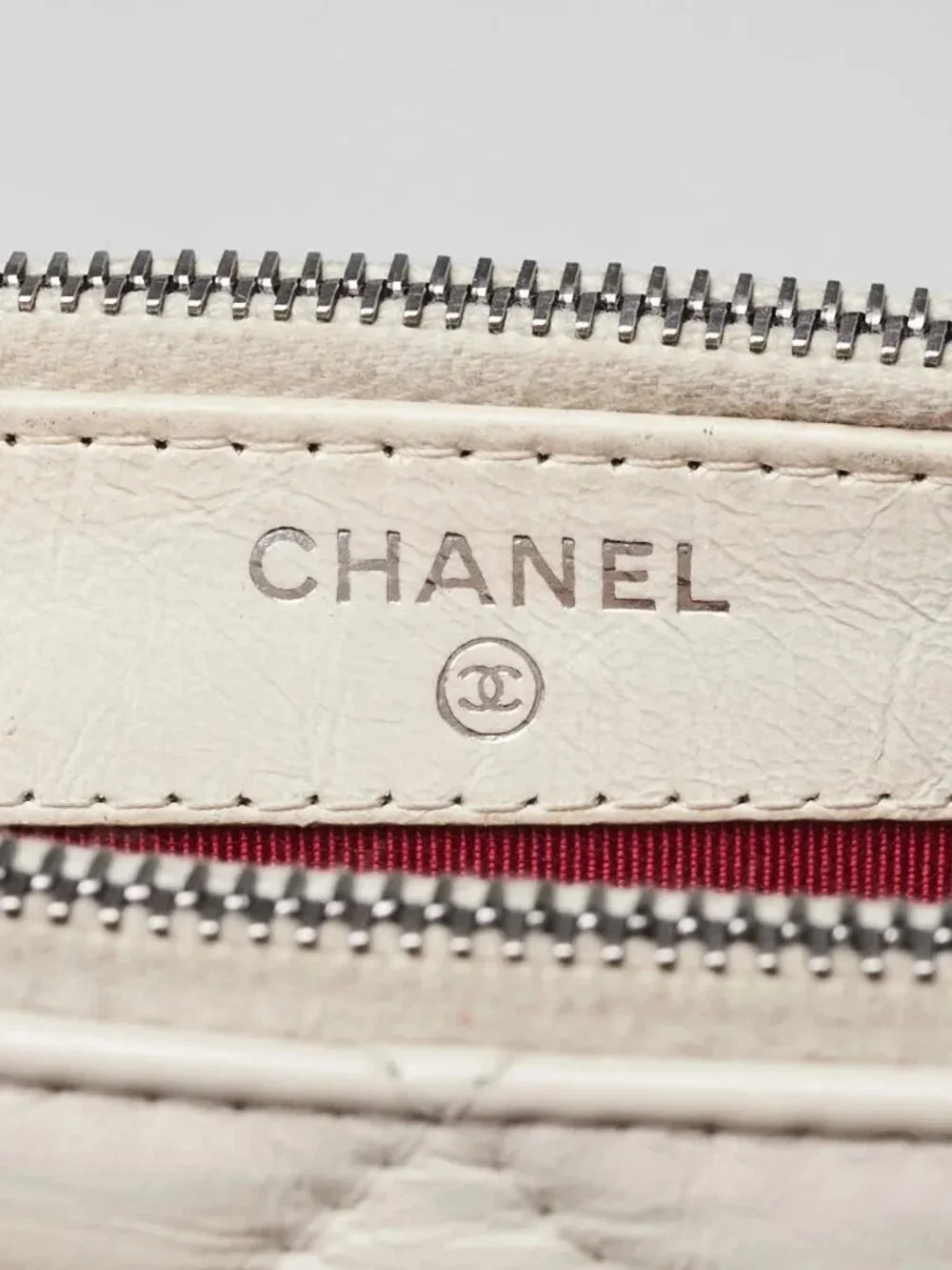 Chanel White/Black Quilted Calfskin Leather Gabrielle Clutch with Chain Bag